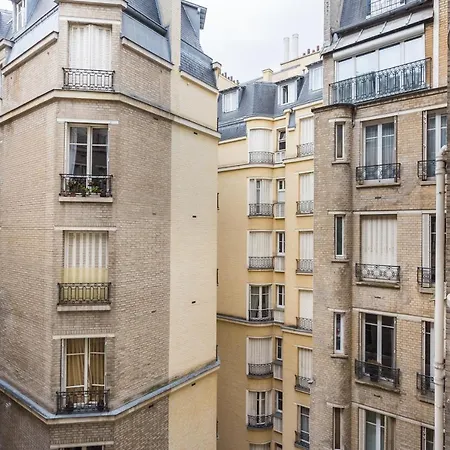 Cmg Paris